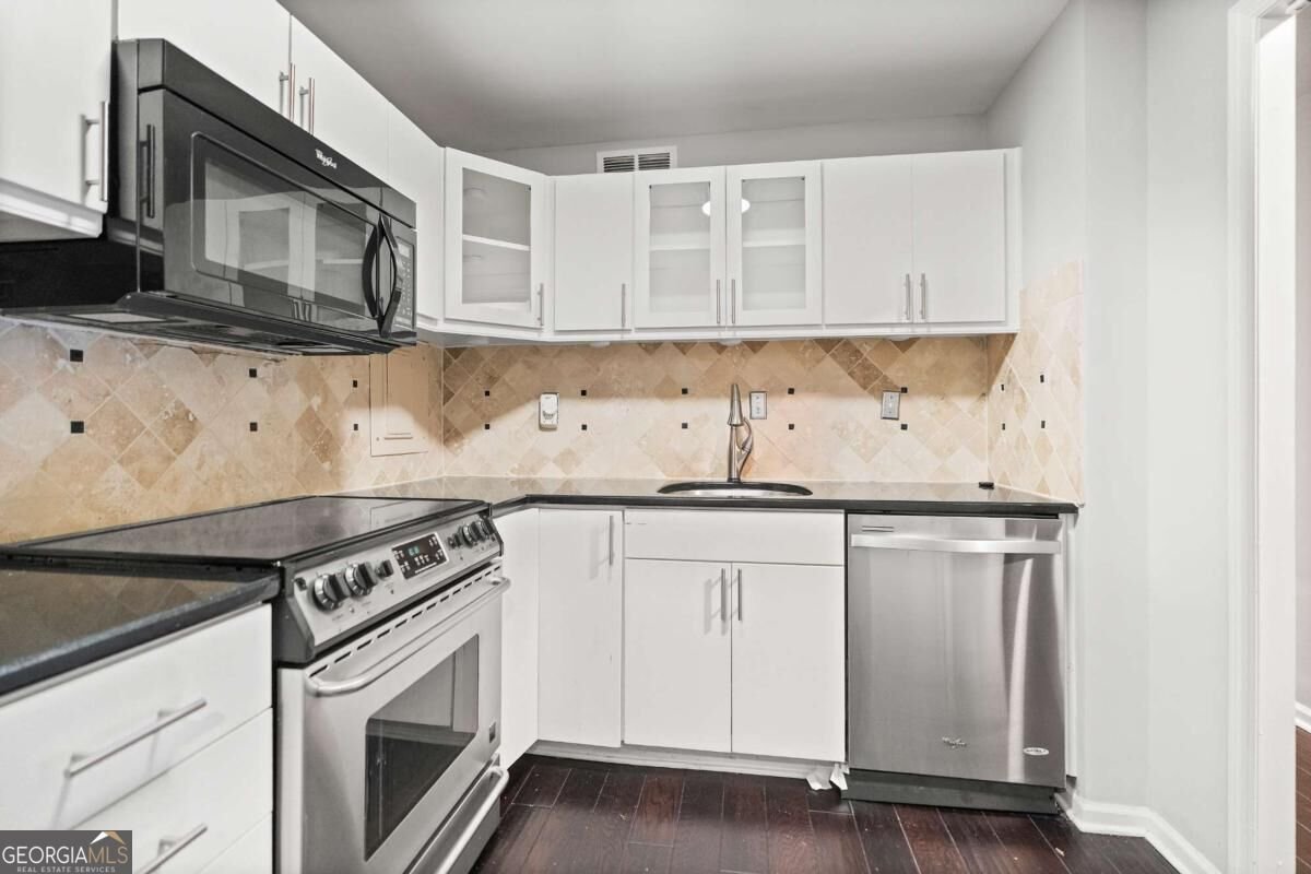 3060 Pharr Court North Atlanta - Photo 6