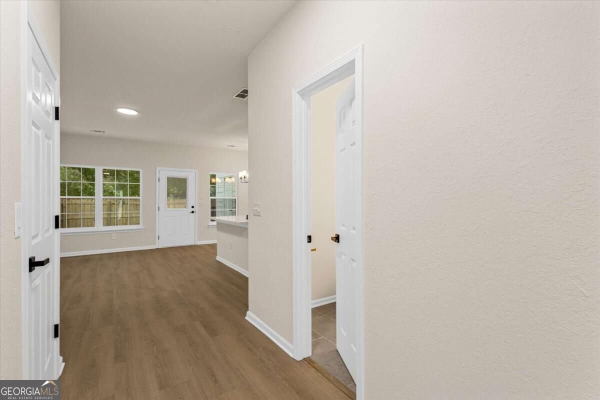 268 Brookview Drive Riverdale - Photo 9