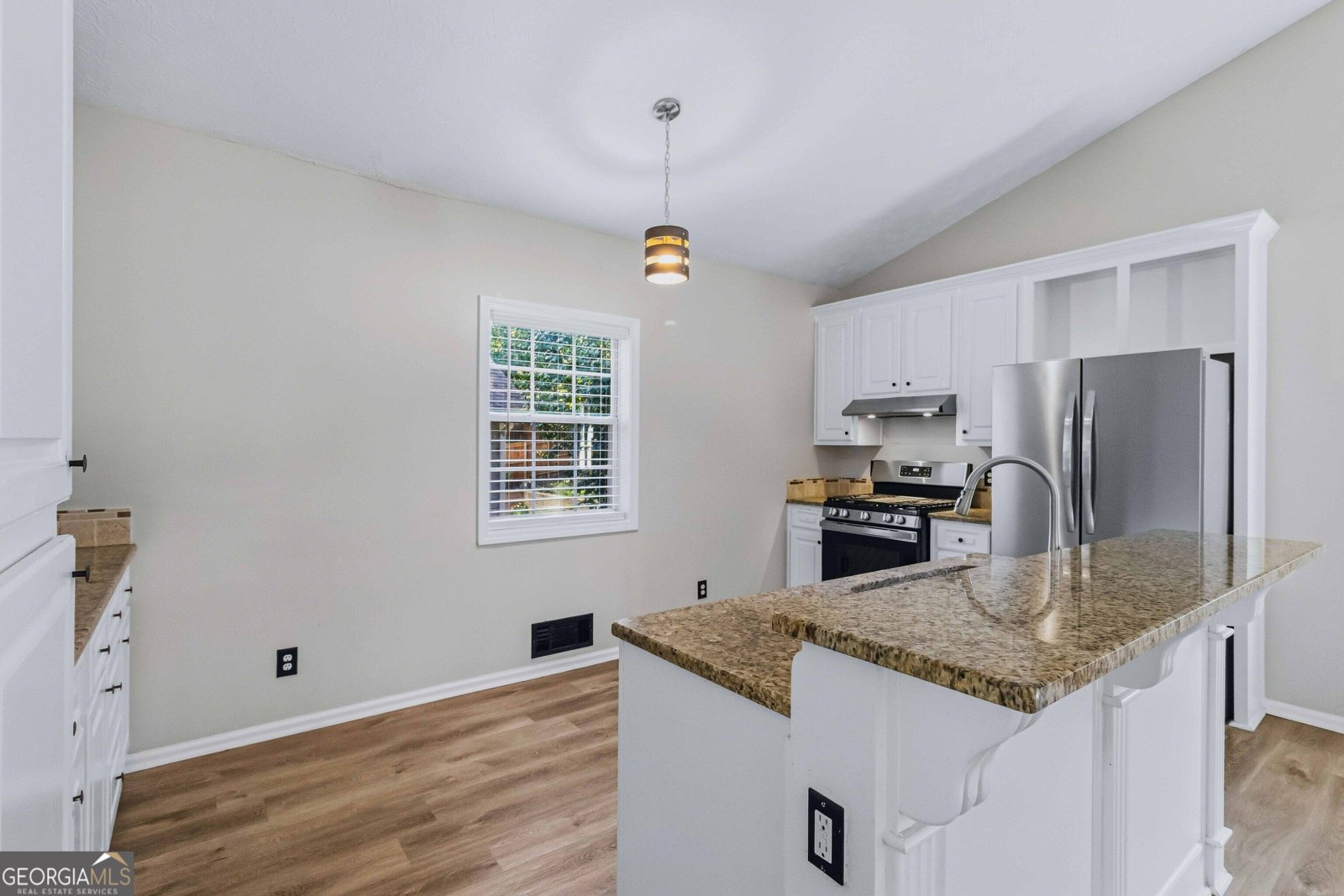 3235 Southshore Court Cumming - Photo 10