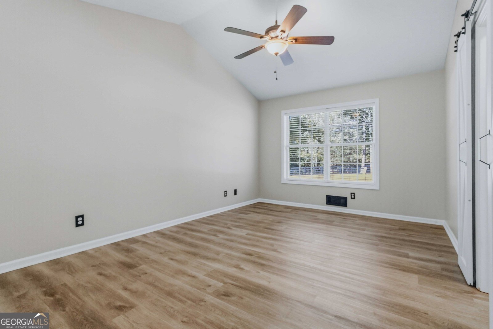 3235 Southshore Court Cumming - Photo 18