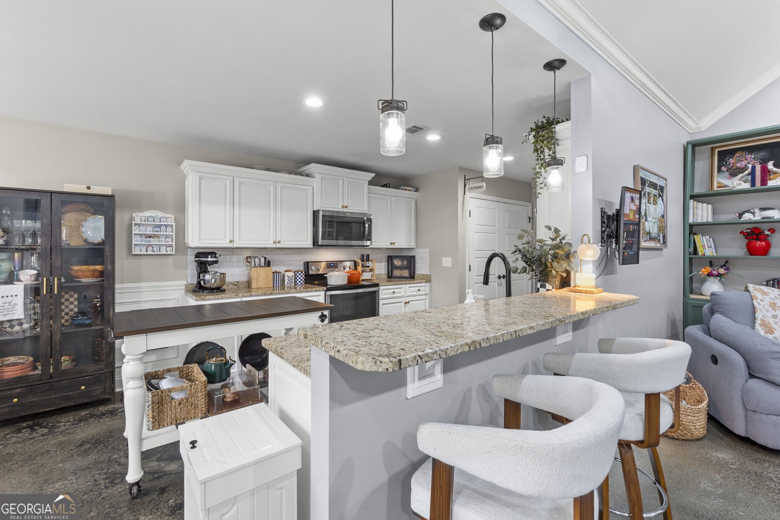 422 Madison Place Parkway Byron - Photo 13