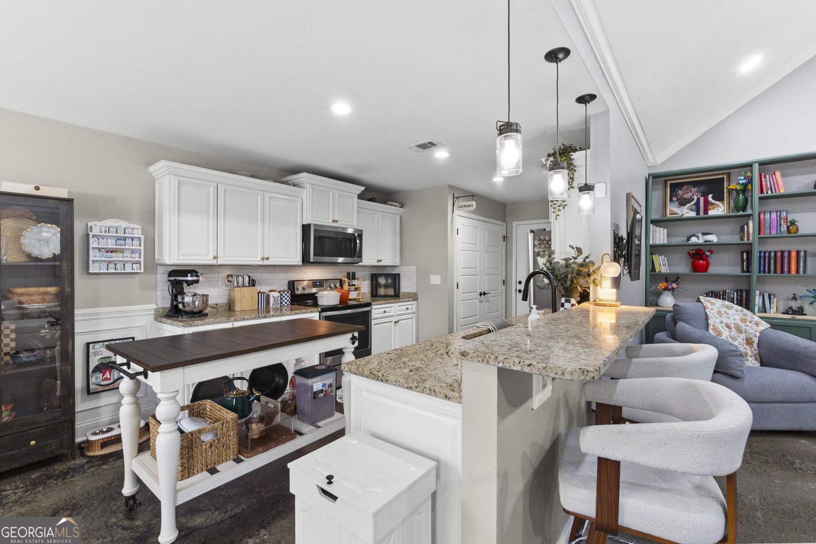 422 Madison Place Parkway Byron - Photo 14