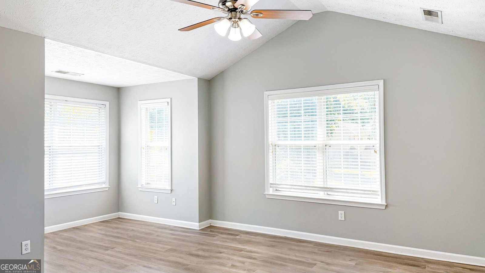 1195 Winthrope Chase Drive Alpharetta - Photo 14