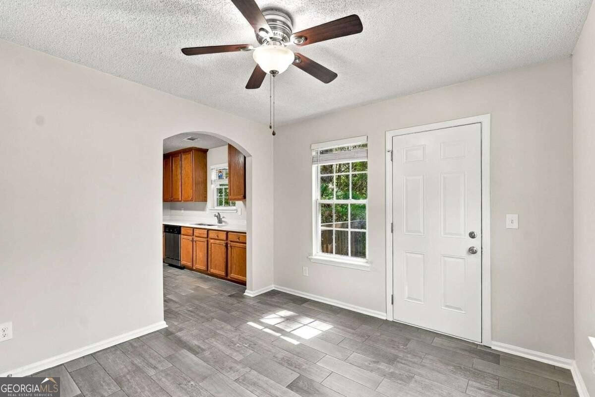5741 Village Loop Fairburn - Photo 11