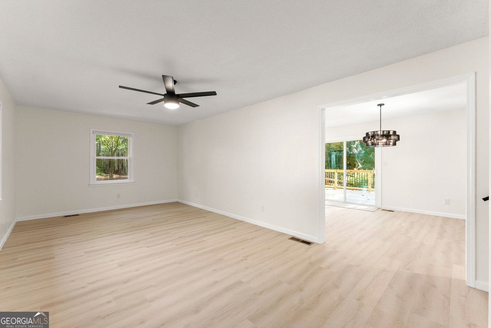 388 Sanders Street Clarkesville - Photo 14