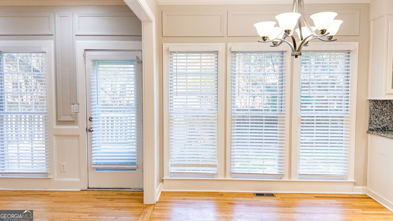 5630 Vicarage Walk Alpharetta - Photo 14