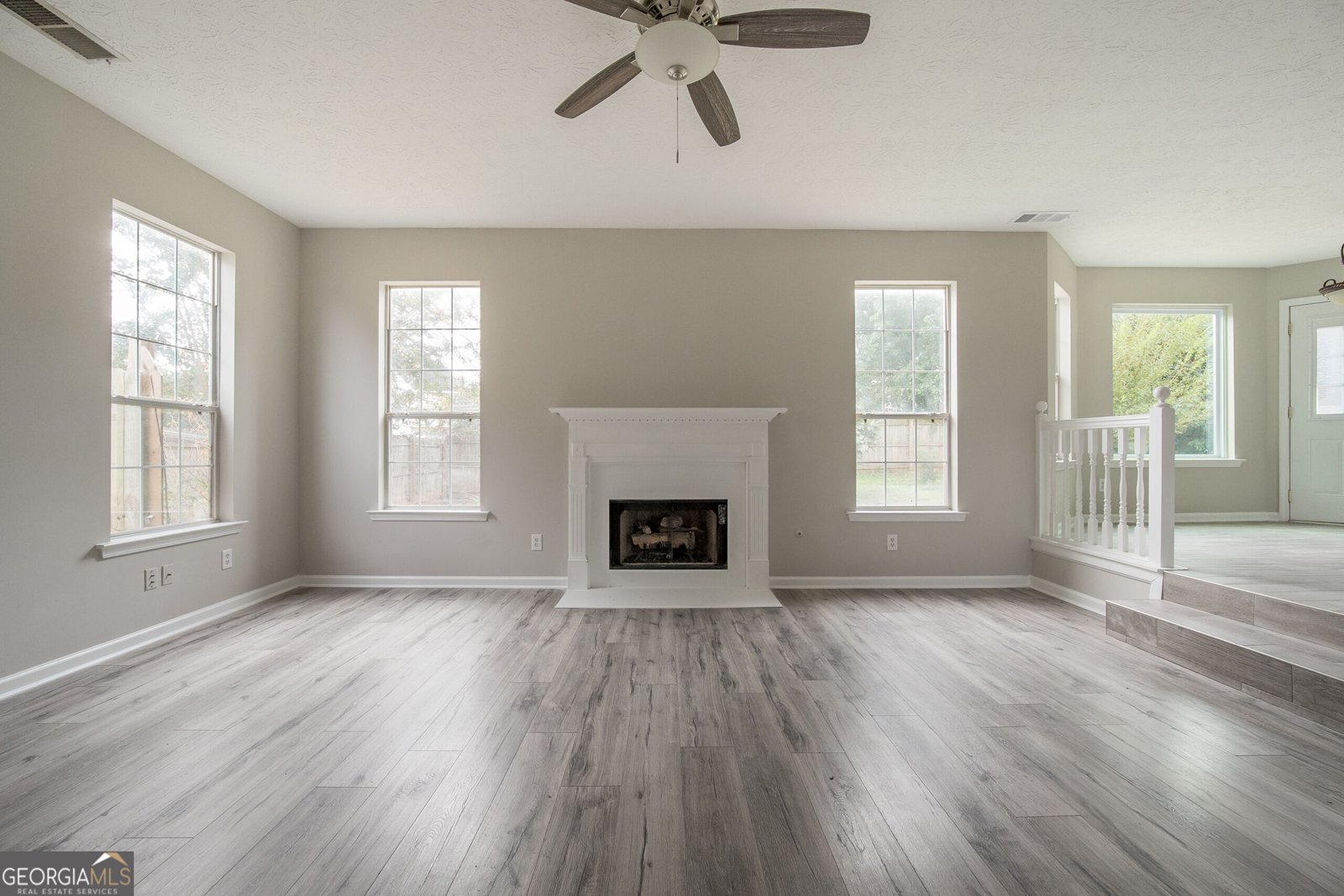 412 Lake Front Court Stockbridge - Photo 13