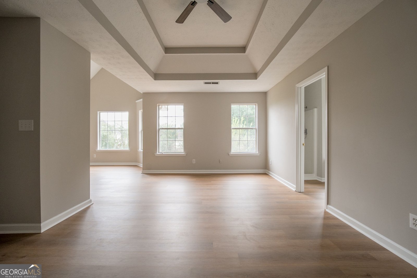 412 Lake Front Court Stockbridge - Photo 28
