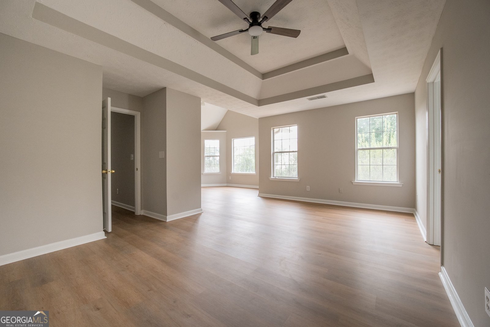 412 Lake Front Court Stockbridge - Photo 29