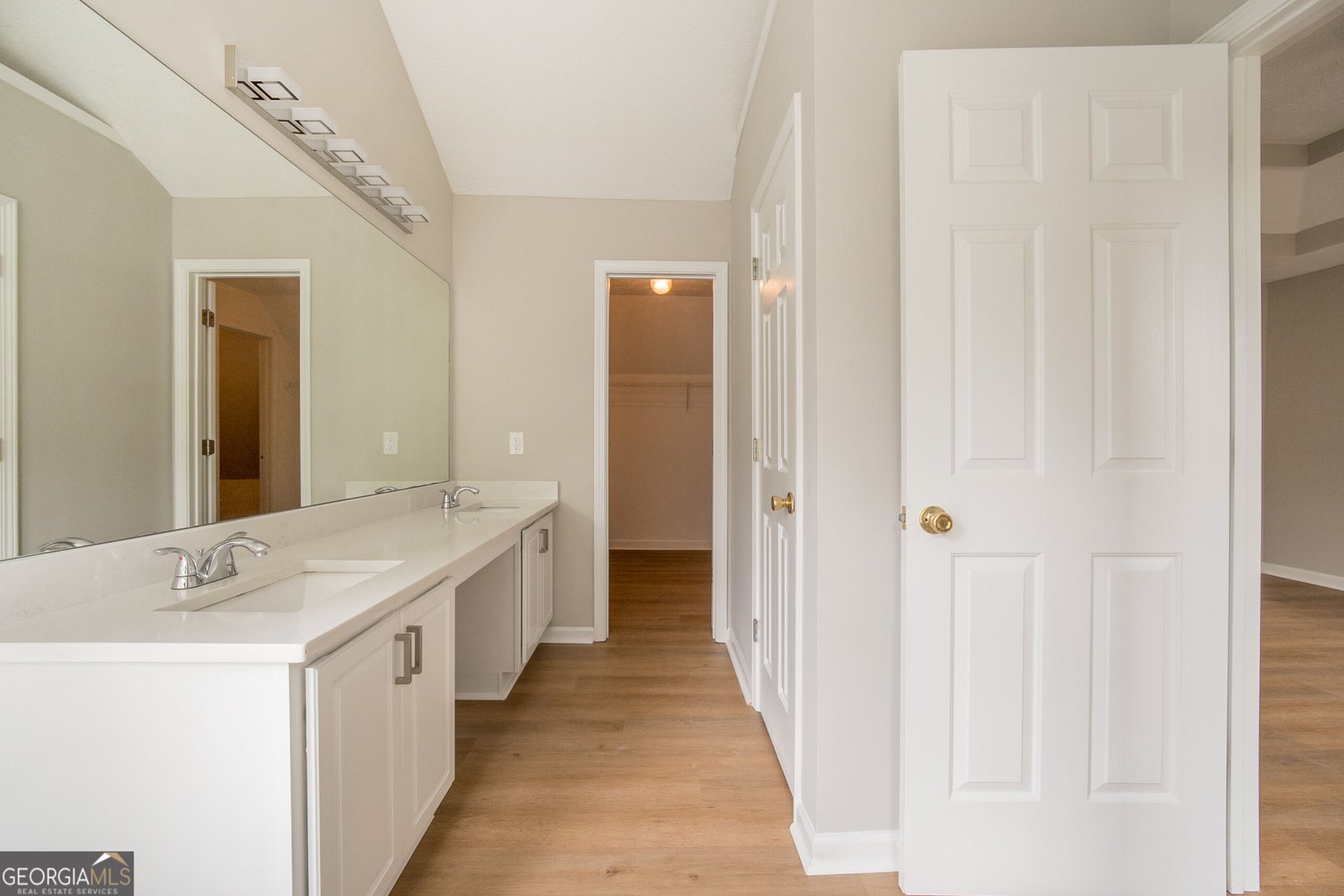 412 Lake Front Court Stockbridge - Photo 39