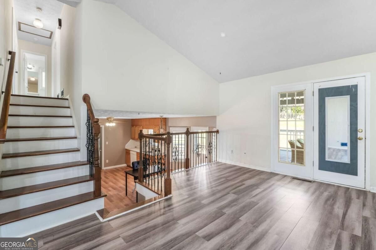1349 Ashbrook Drive Lawrenceville - Photo 9