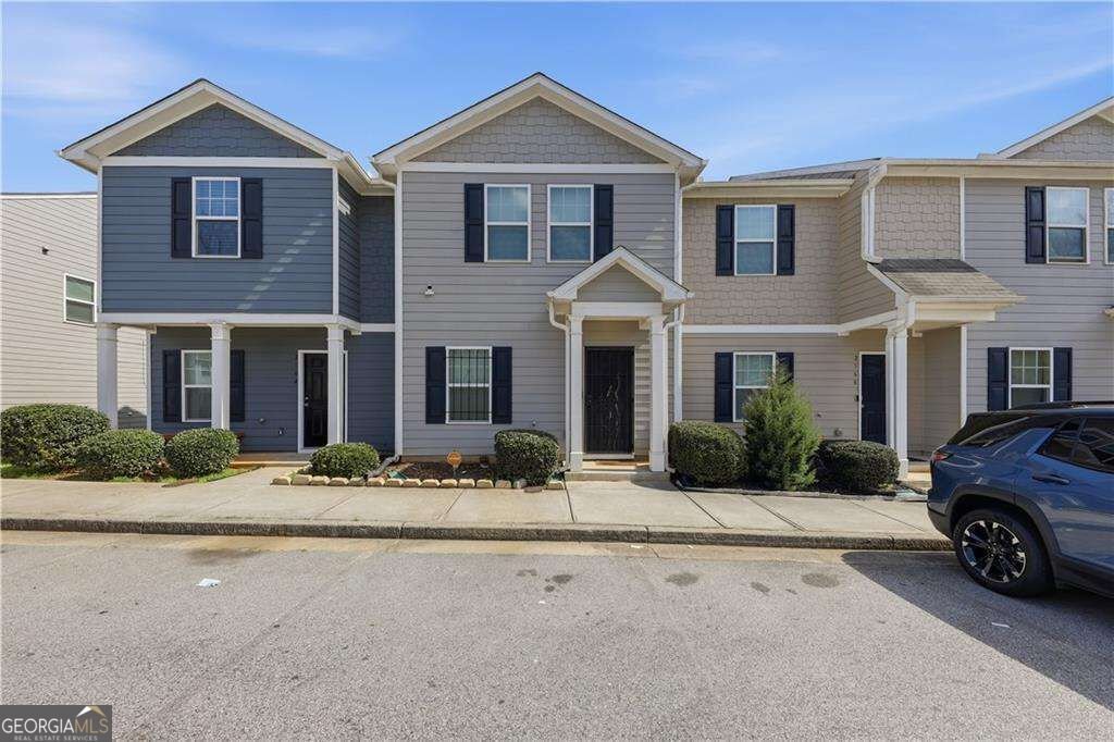 2166 Braxton Road Atlanta - main photo