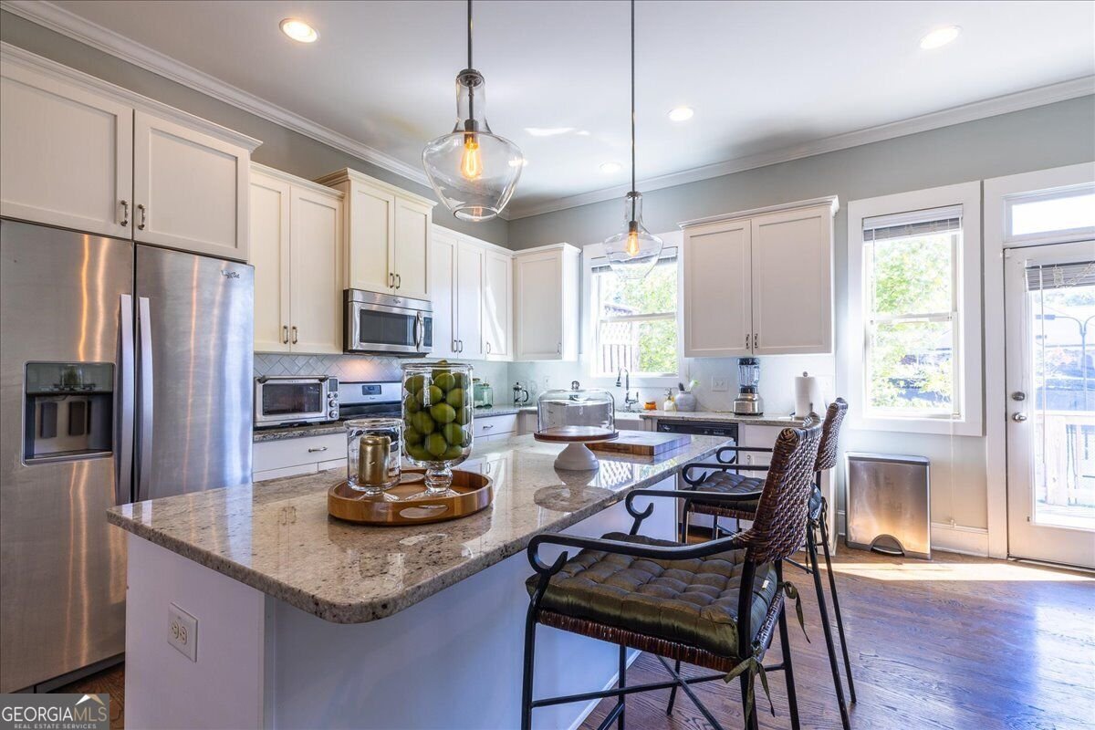 2141 Shale Lane Atlanta - main photo