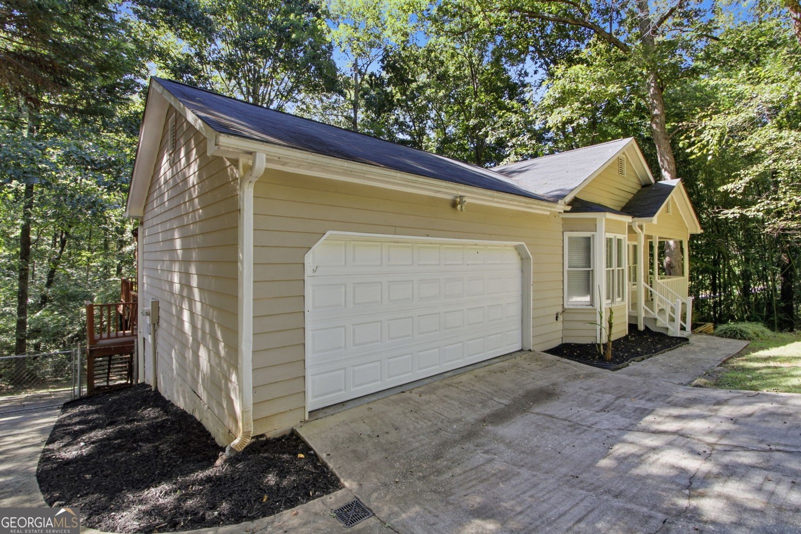 1535 Oakhill Drive Auburn - Photo 3