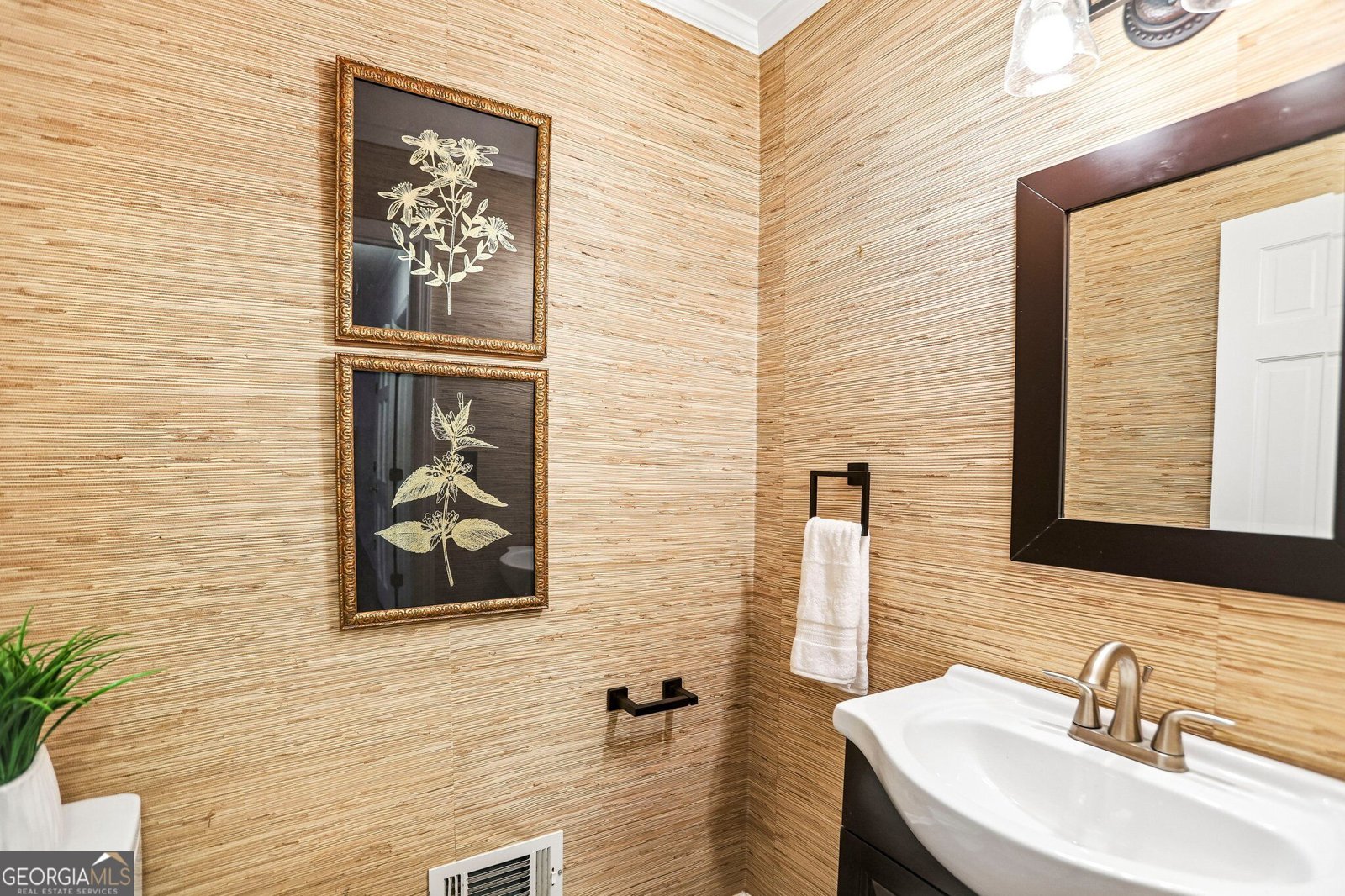 495 Wyncourtney Drive Sandy Springs - Photo 35