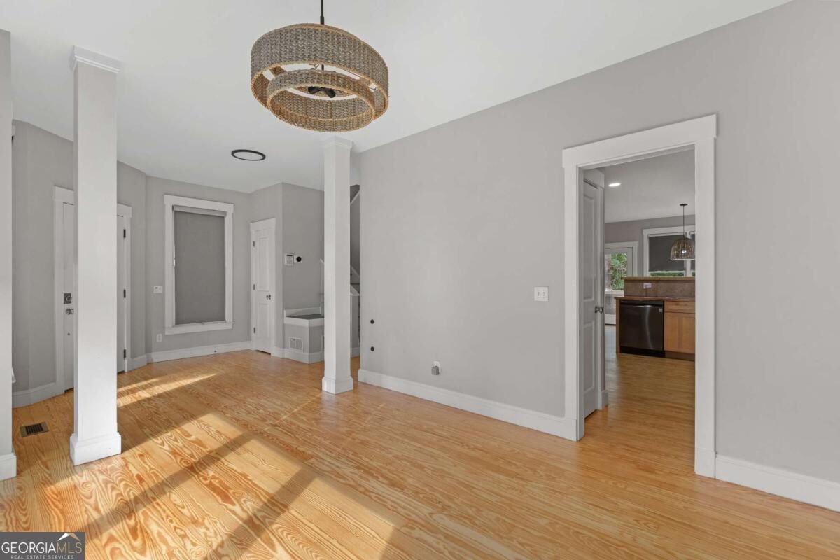 2443 Claude Street Atlanta - Photo 12