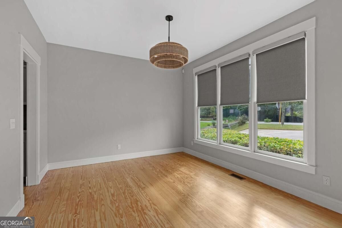 2443 Claude Street Atlanta - Photo 13