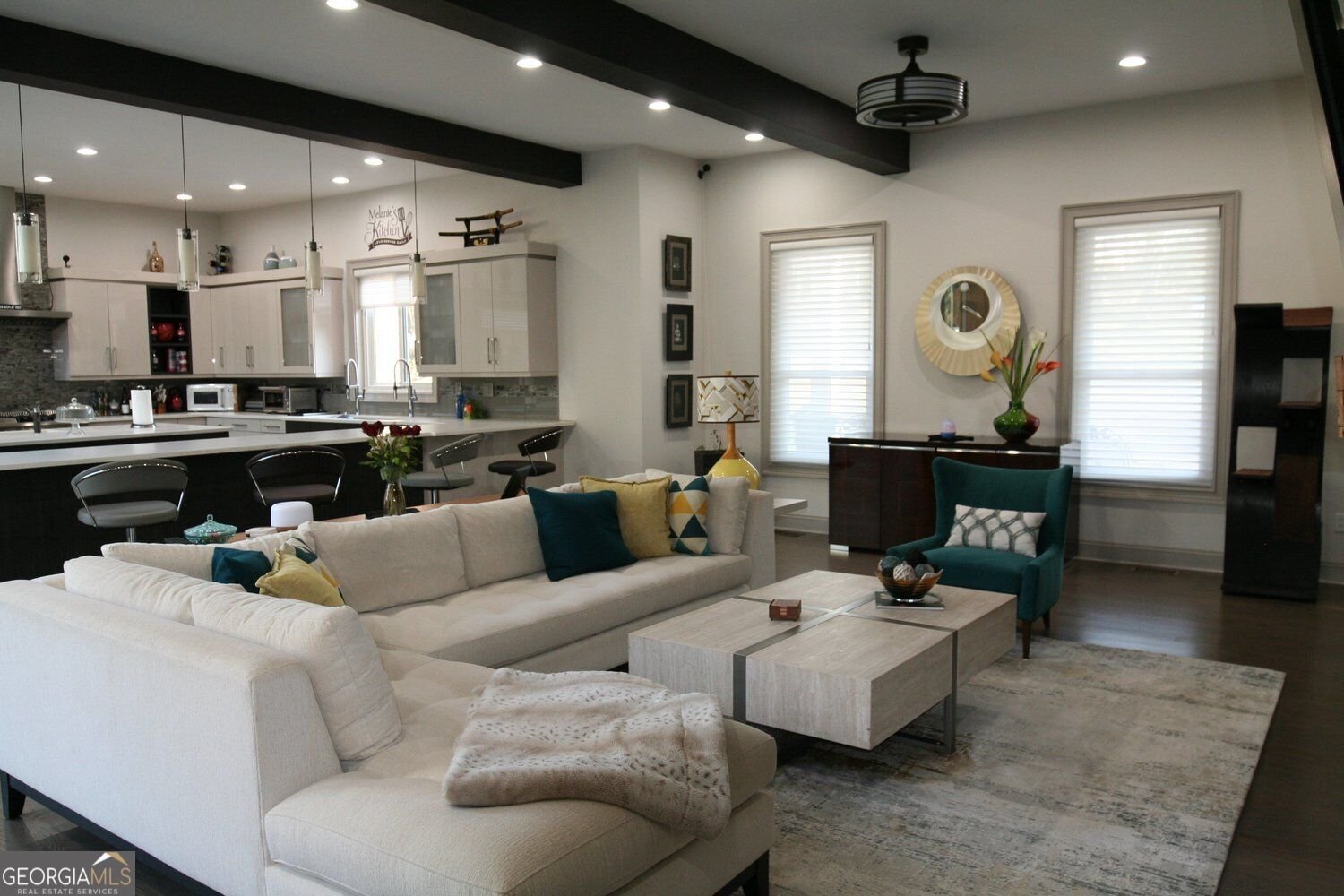 Photo 3