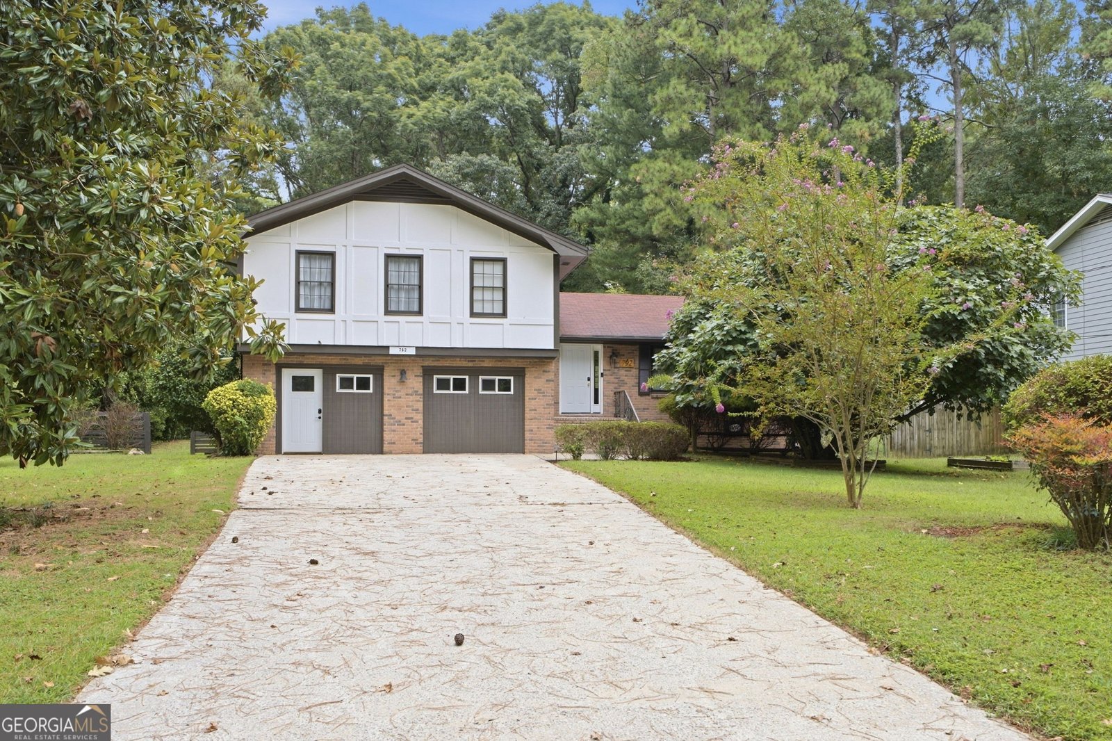 792 Mountainbrooke Circle Stone Mountain - main photo