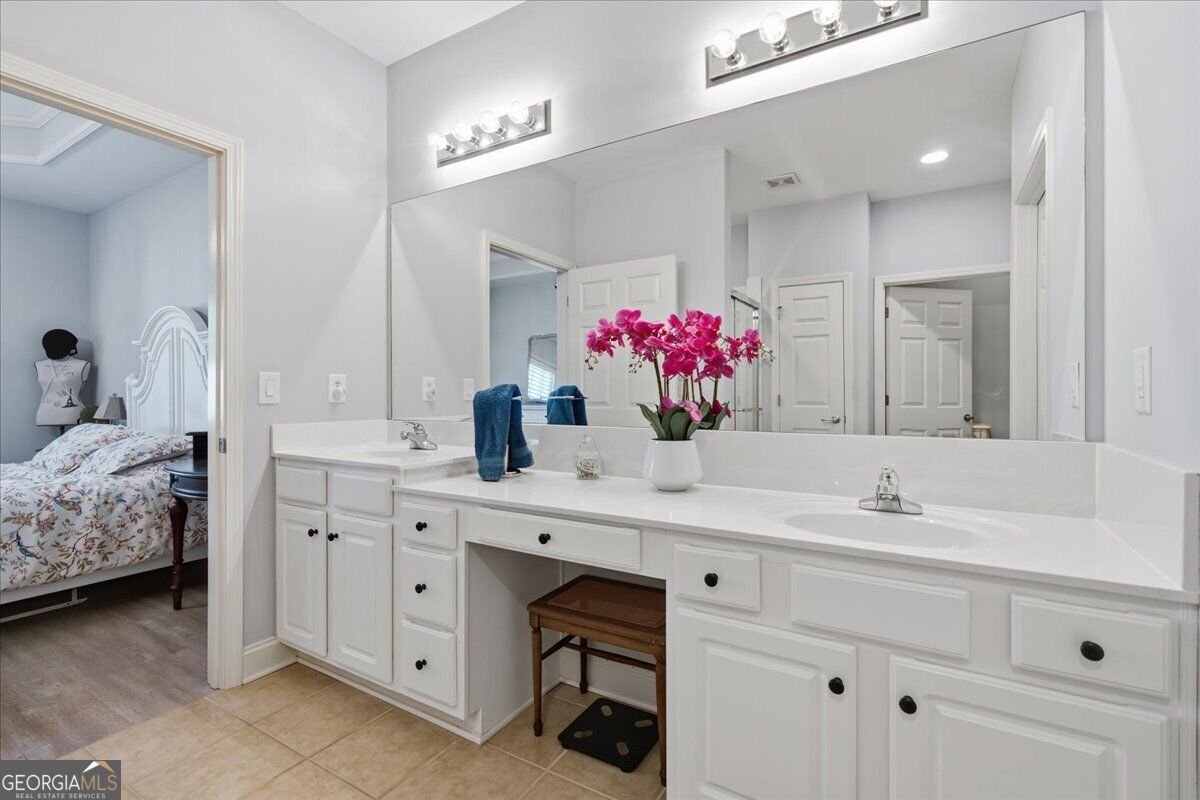 222 Orchards Circle Woodstock - Photo 18