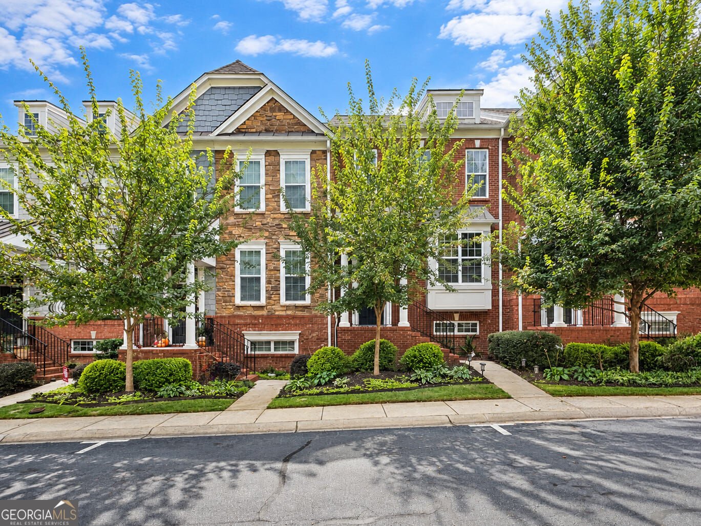 2318 Limehurst Drive Brookhaven - main photo