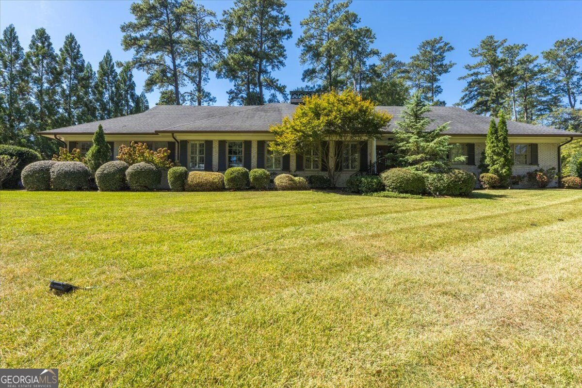 377 Old Club Road Macon - main photo