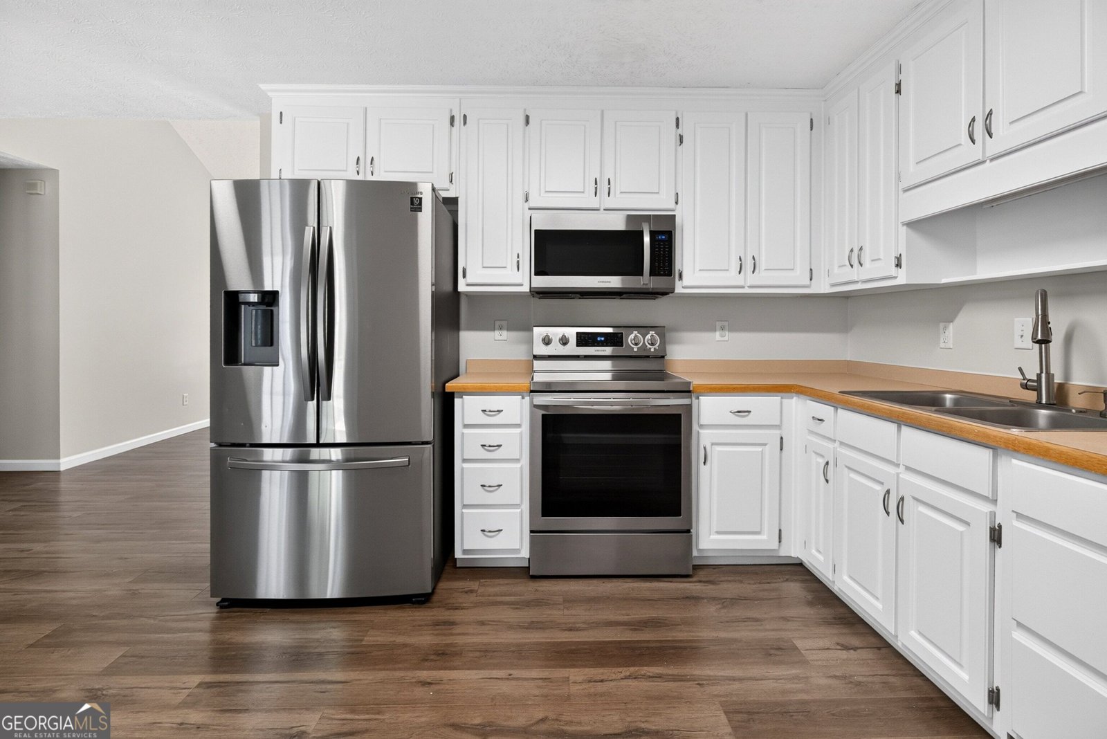 316 Cobb Court Hampton - Photo 10