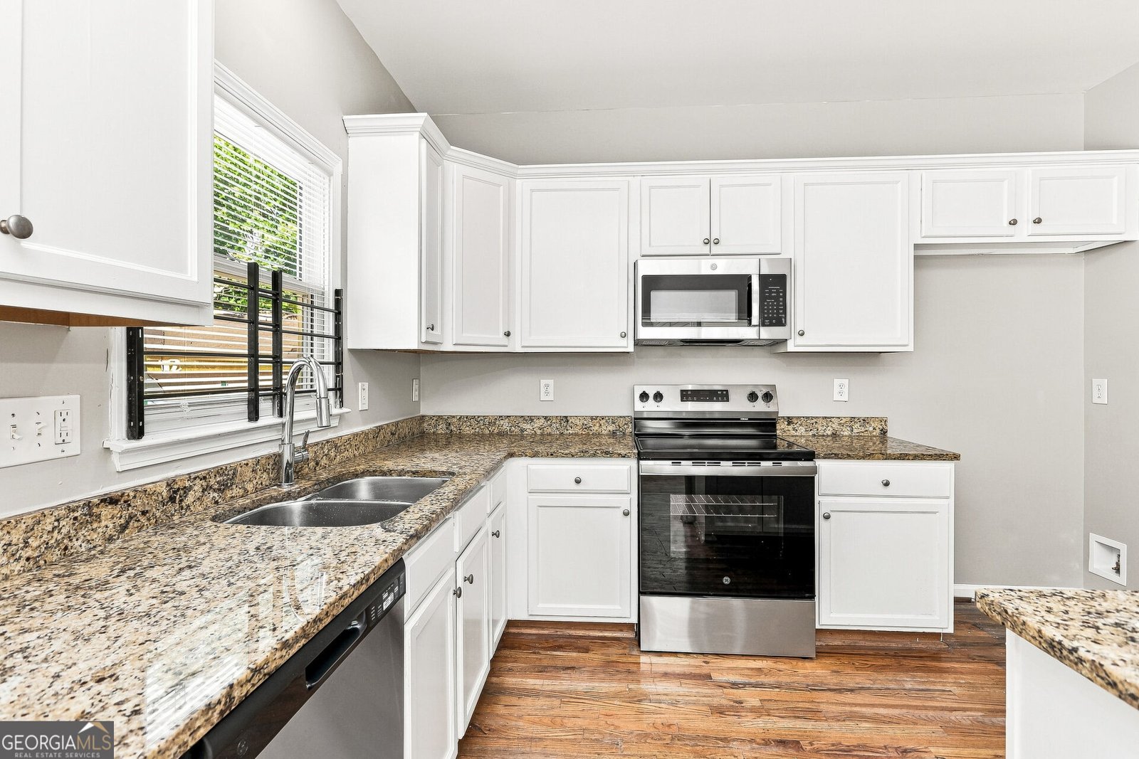 697 Cooper Street Atlanta - Photo 11