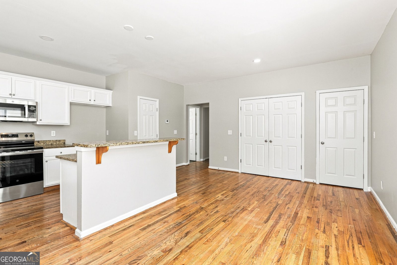 697 Cooper Street Atlanta - Photo 6