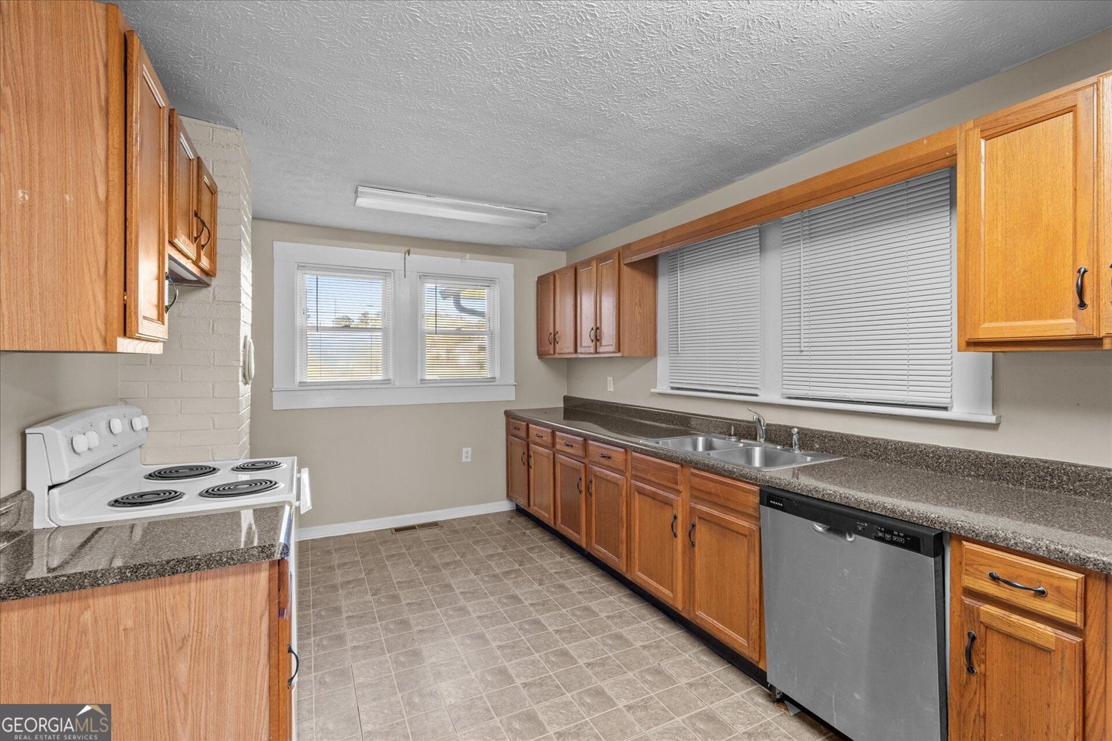 24 Mitchell Street Carrollton - Photo 8
