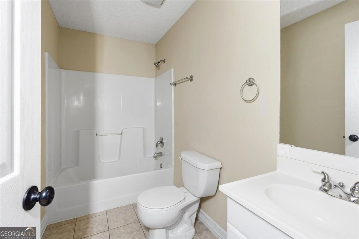 241 Graystone Pointe Drive Macon - Photo 23