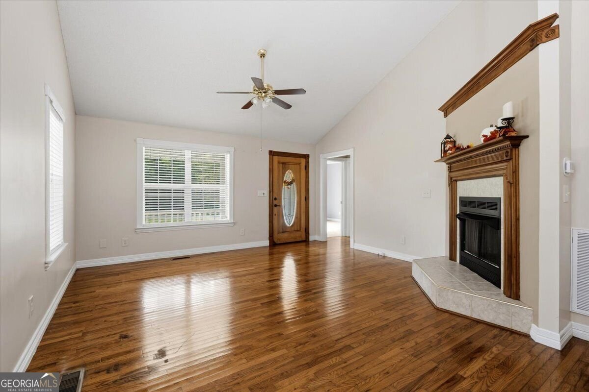 241 Graystone Pointe Drive Macon - Photo 8