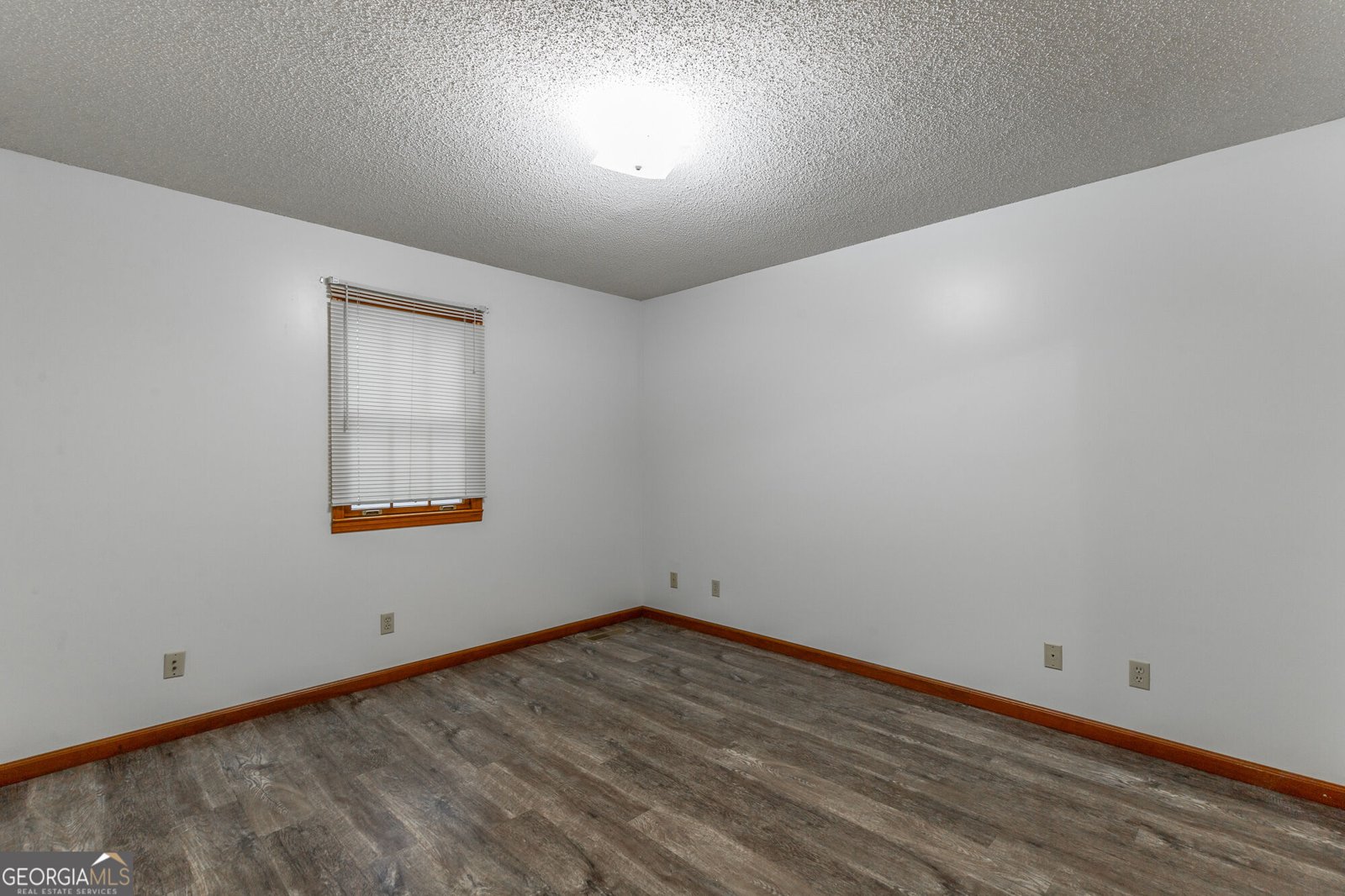 127 Center Street Rossville - Photo 14