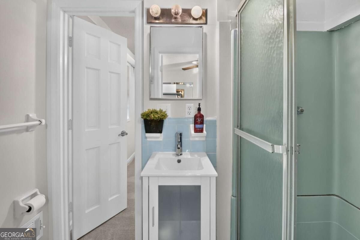 6245 Jones Road Atlanta - Photo 18