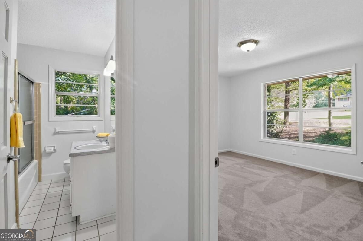 6245 Jones Road Atlanta - Photo 32