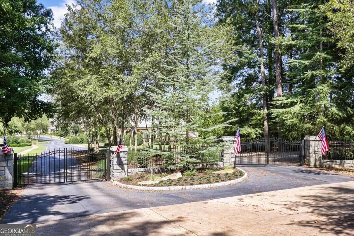 4238 Westriver Park Berkeley Lake - Photo 46