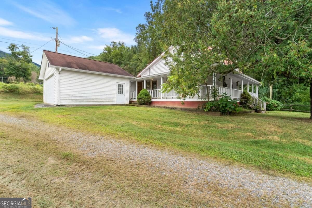 1870 Upper Bell Creek Road Hiawassee - Photo 7