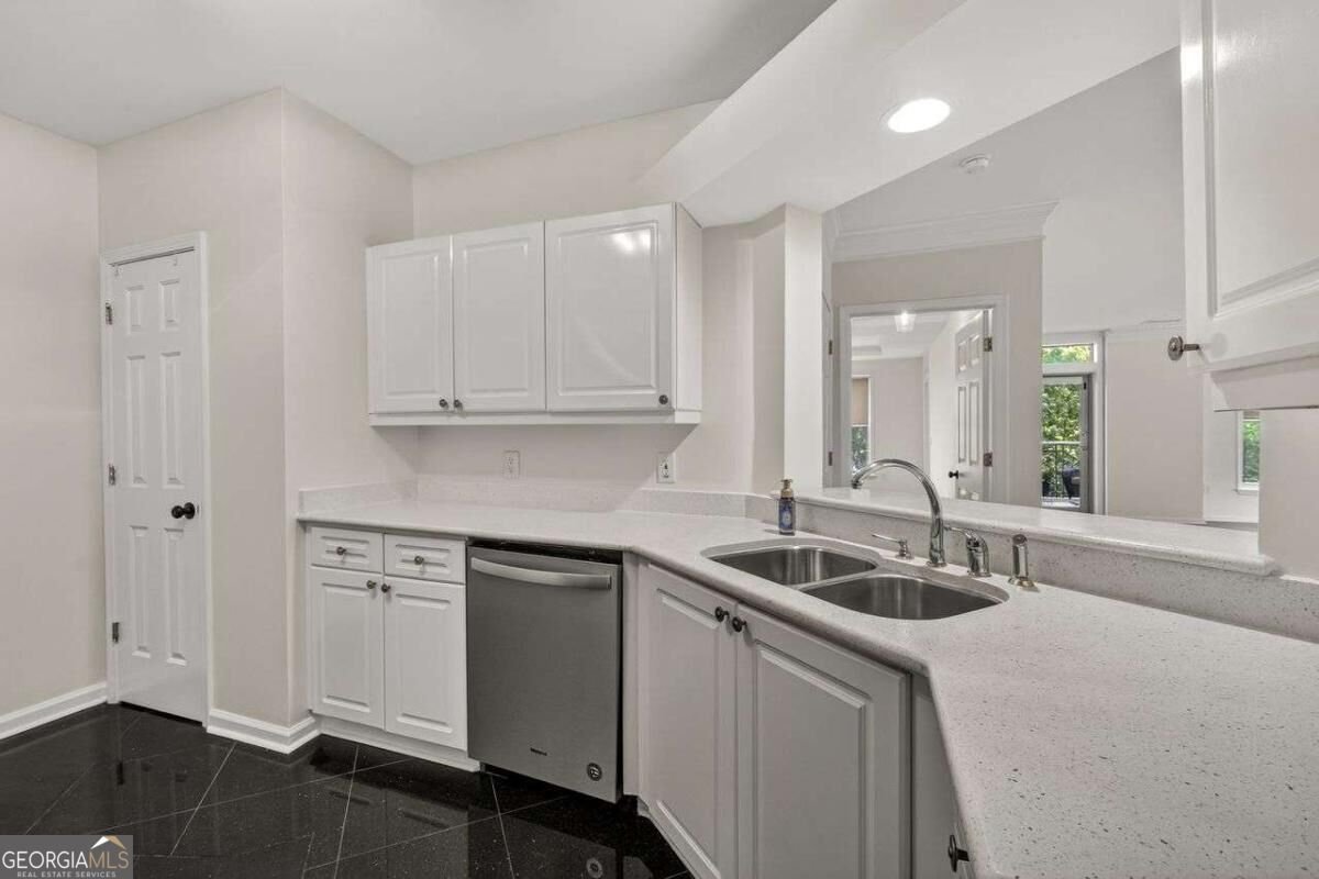 3334 Peachtree Road Atlanta - Photo 13