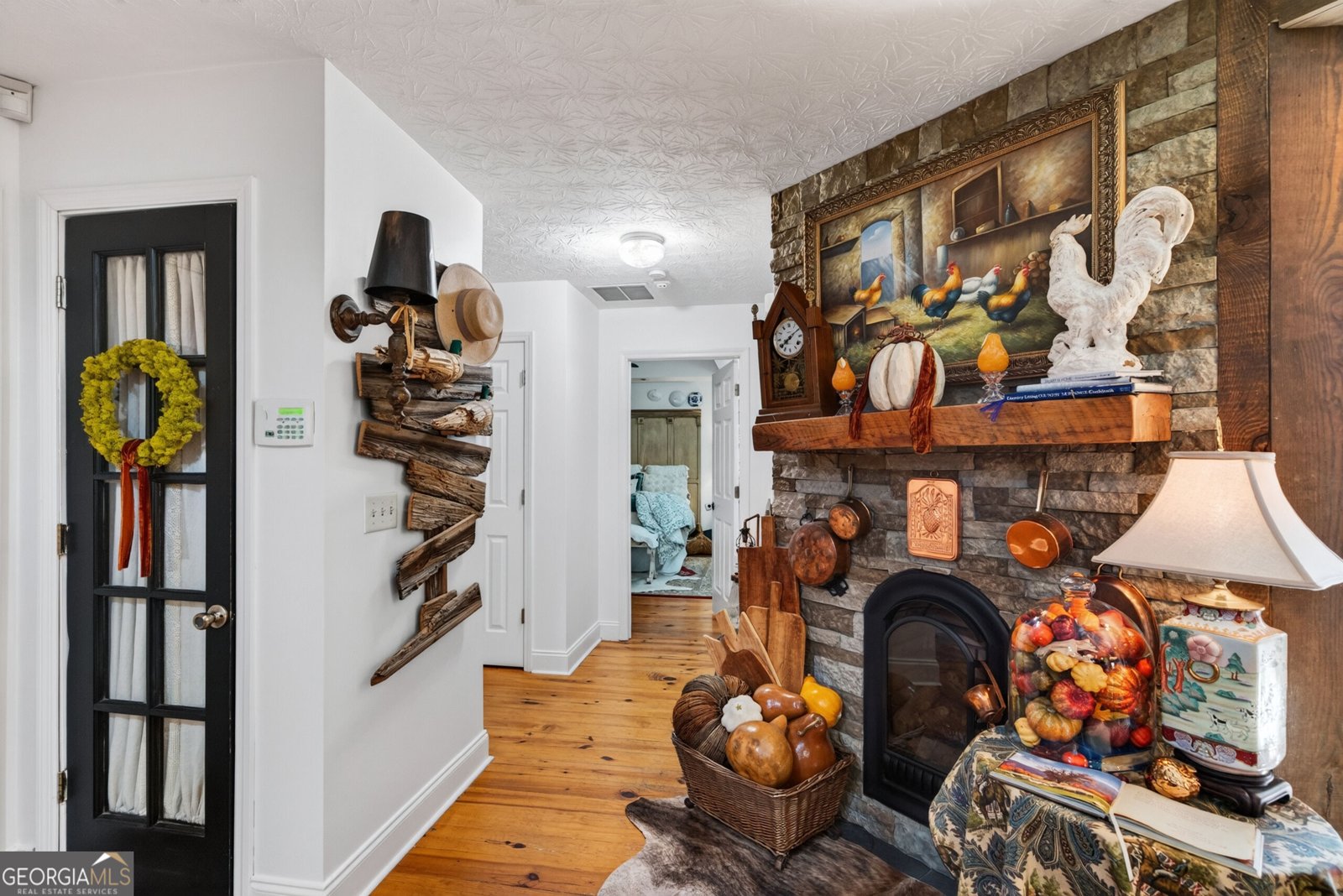9852 Post Road Shady Dale - Photo 12