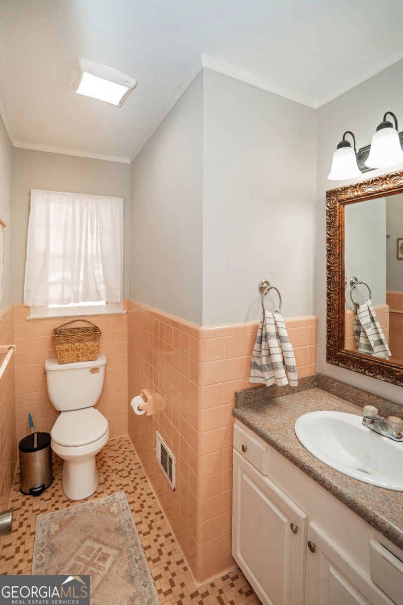 204 Diane Drive Thomaston - Photo 18