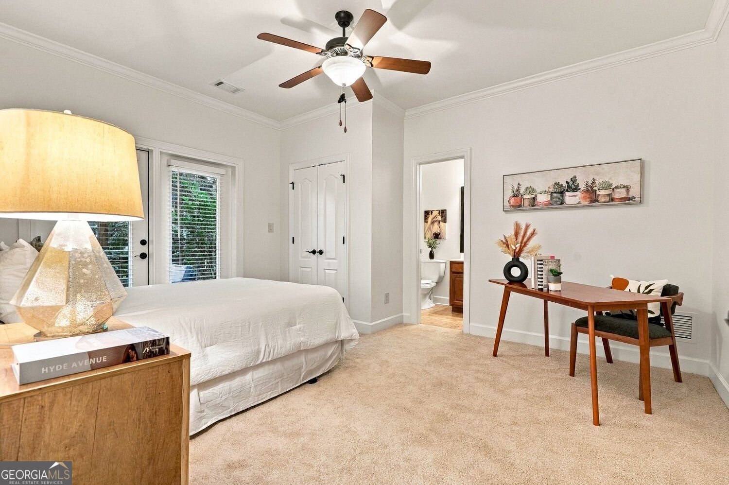 934 Delaronde Court Sandy Springs - Photo 7