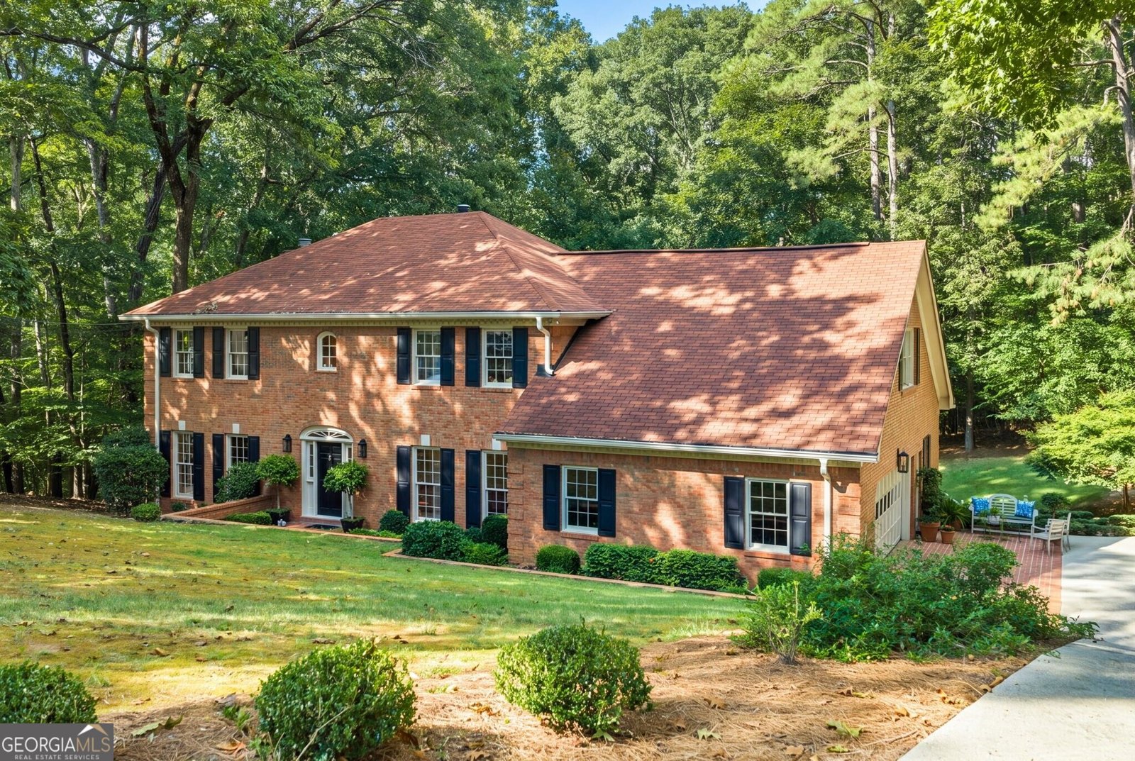 200 Wedgeway Sandy Springs - main photo