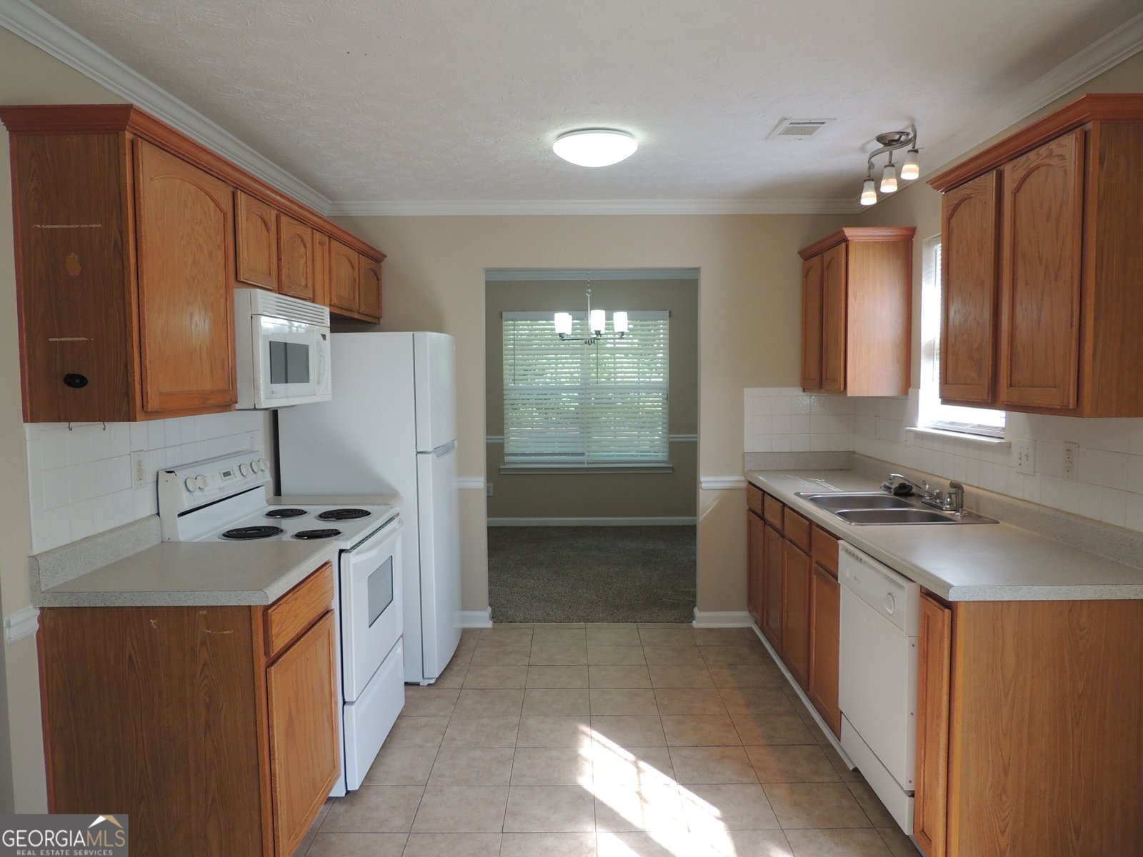 3520 Imperial Hill Drive Snellville - Photo 6