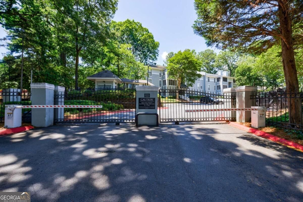 303 Summit North Drive Atlanta - Photo 28