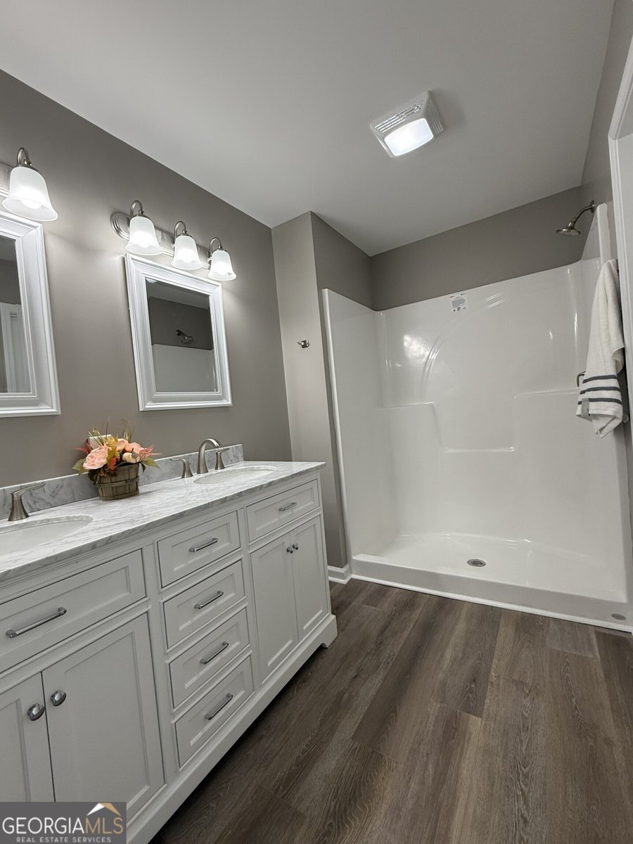174 Charlotte Circle Statham - Photo 8