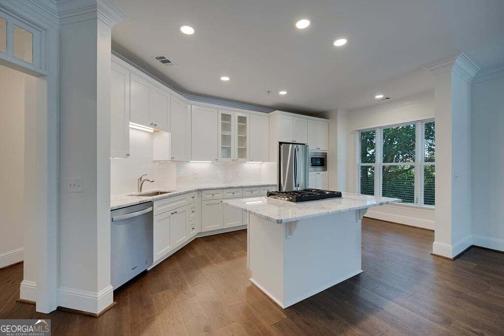 828 Highland Lane Atlanta - Photo 8