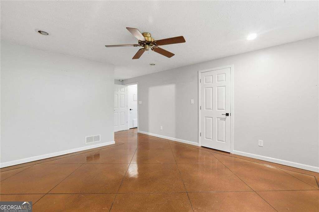 4862 Helga Way Woodstock - Photo 32