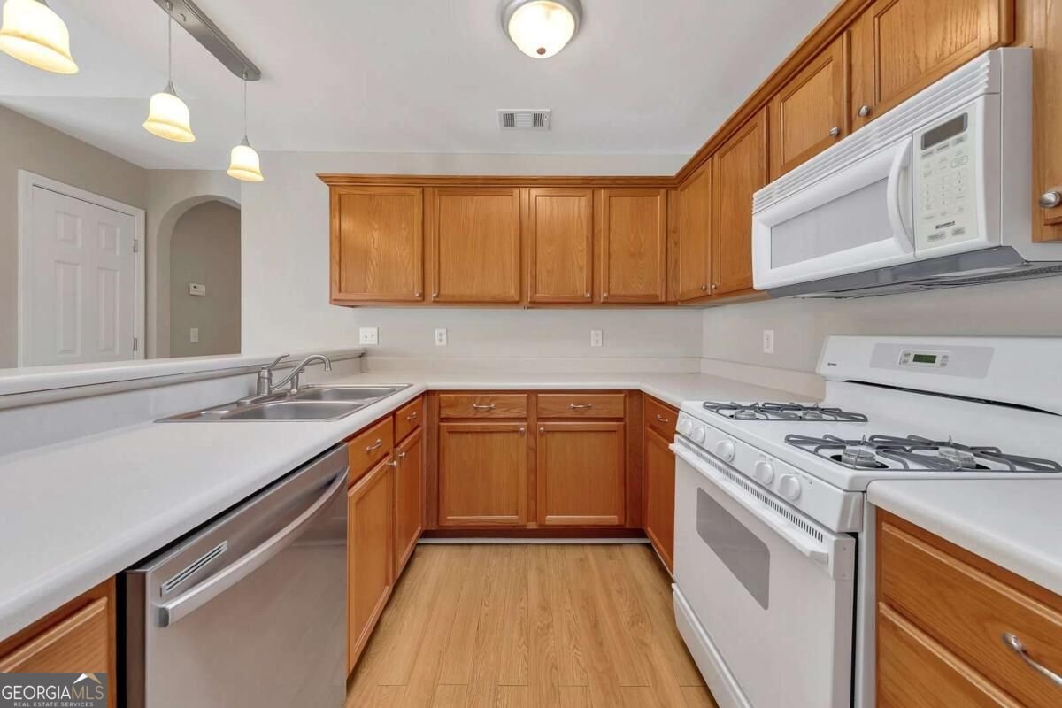237 Rose Cottage Drive Woodstock - Photo 16