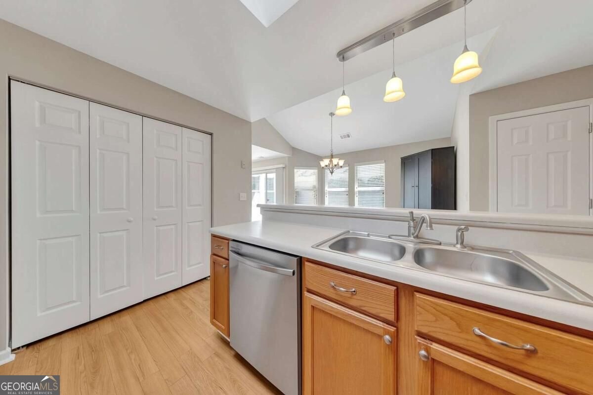 237 Rose Cottage Drive Woodstock - Photo 17
