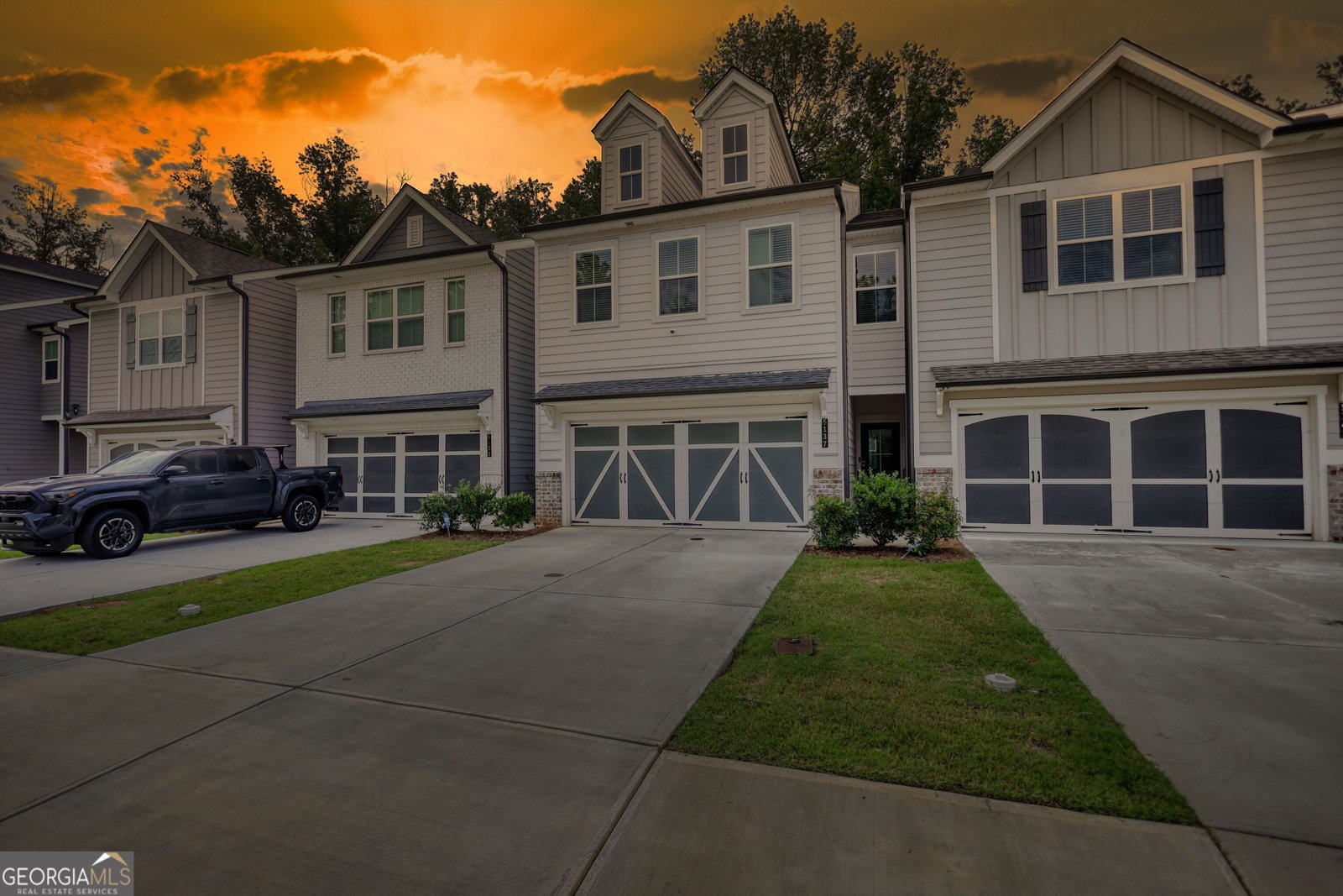 5137 Sidney Square Drive Flowery Branch - main photo